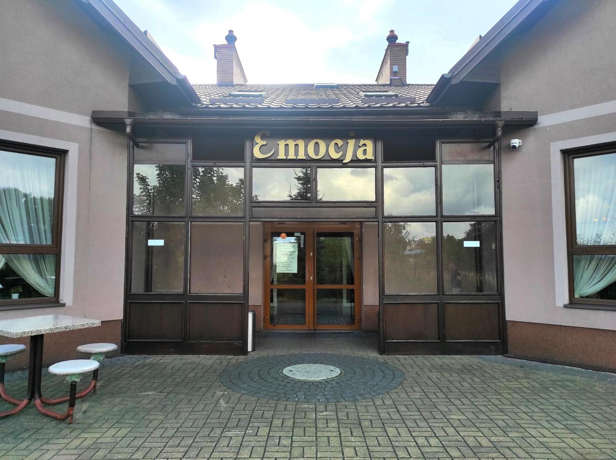 Pensjonat Emocja Leczna Εξωτερικό φωτογραφία